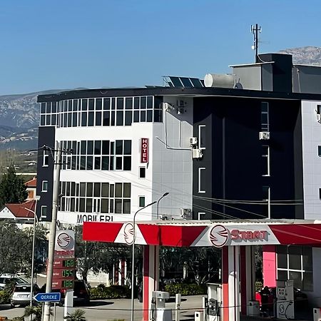 Grand Hotel Gjyshi Qerek Bagian luar foto