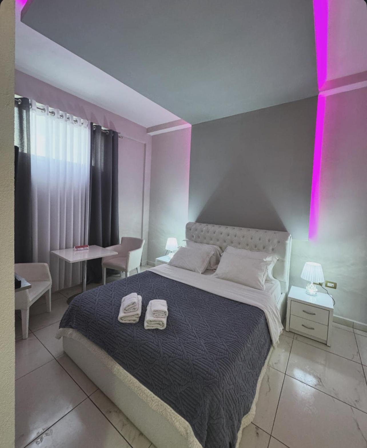 Grand Hotel Gjyshi Qerek Bagian luar foto
